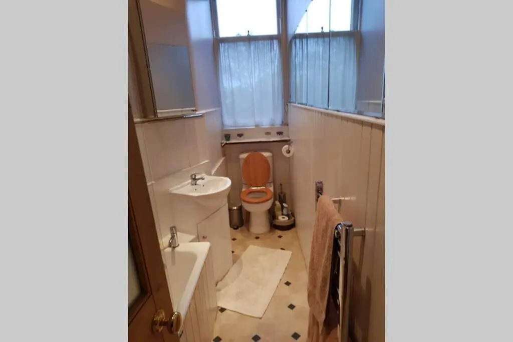 דירות Woodburn Terrace, Morningside, אדינבורו