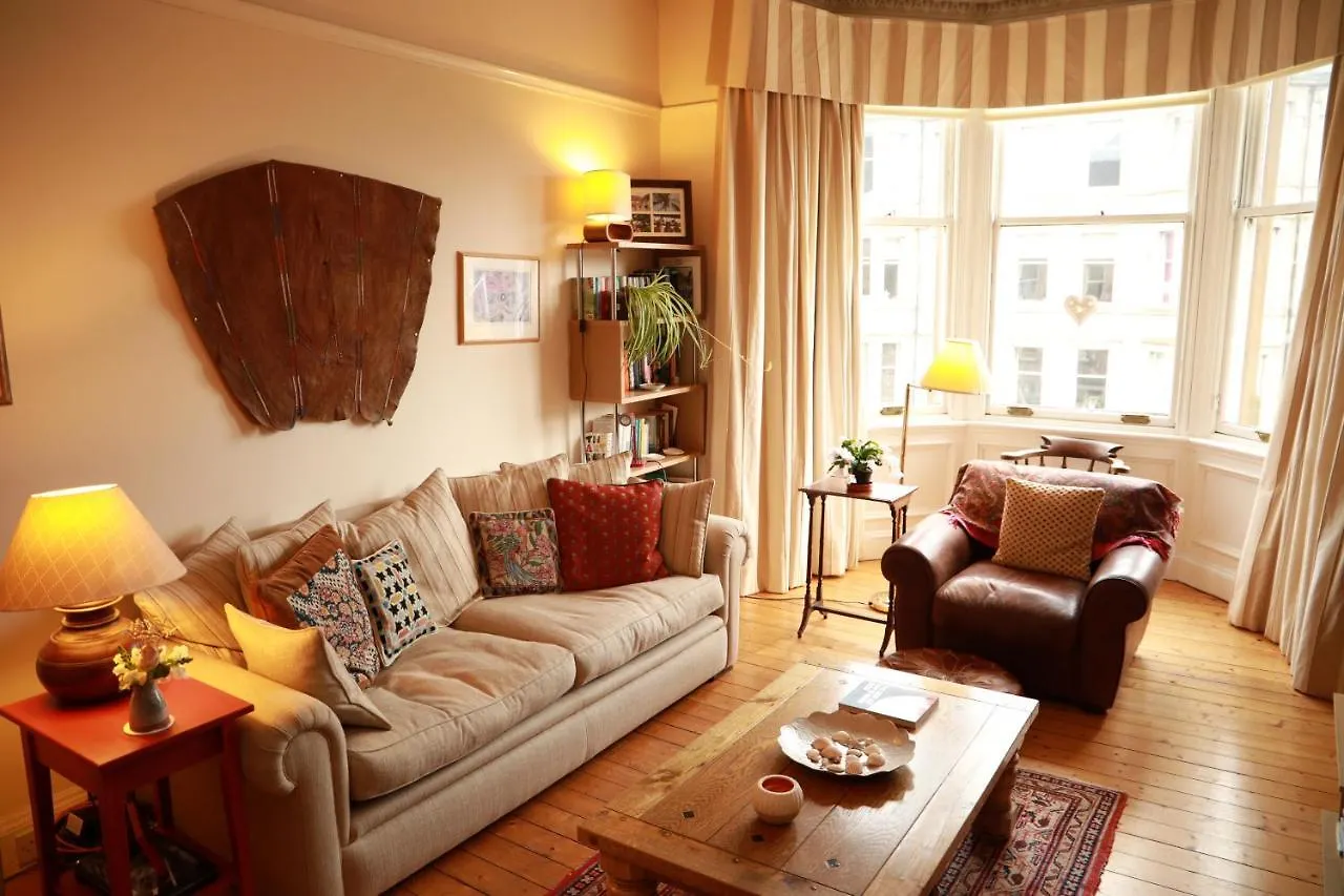 Woodburn Terrace, Morningside, Edinburgh Lejlighed